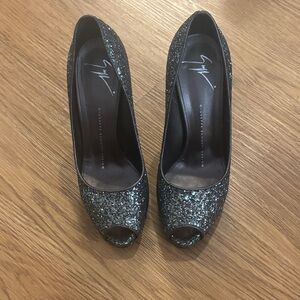 Giuseppe Zanotti Glitter Peep Toe Heels - Silver